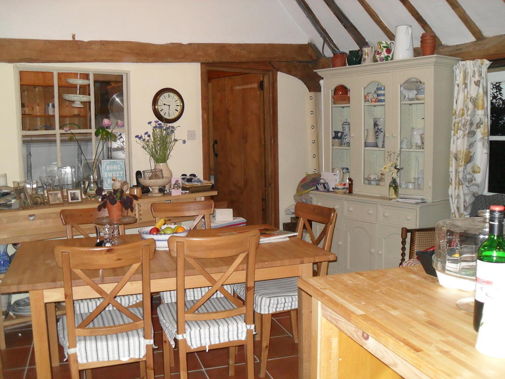 Church Hall Farm Bed And Breakfast Broxted Extérieur photo