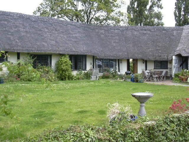 Church Hall Farm Bed And Breakfast Broxted Extérieur photo